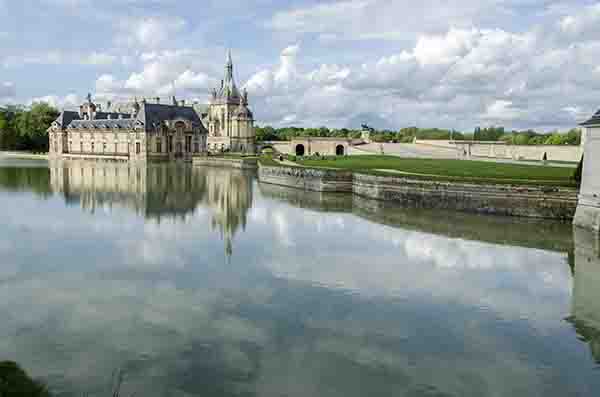 Francia - Chantilly 02 - castillo de Chantilly.jpg